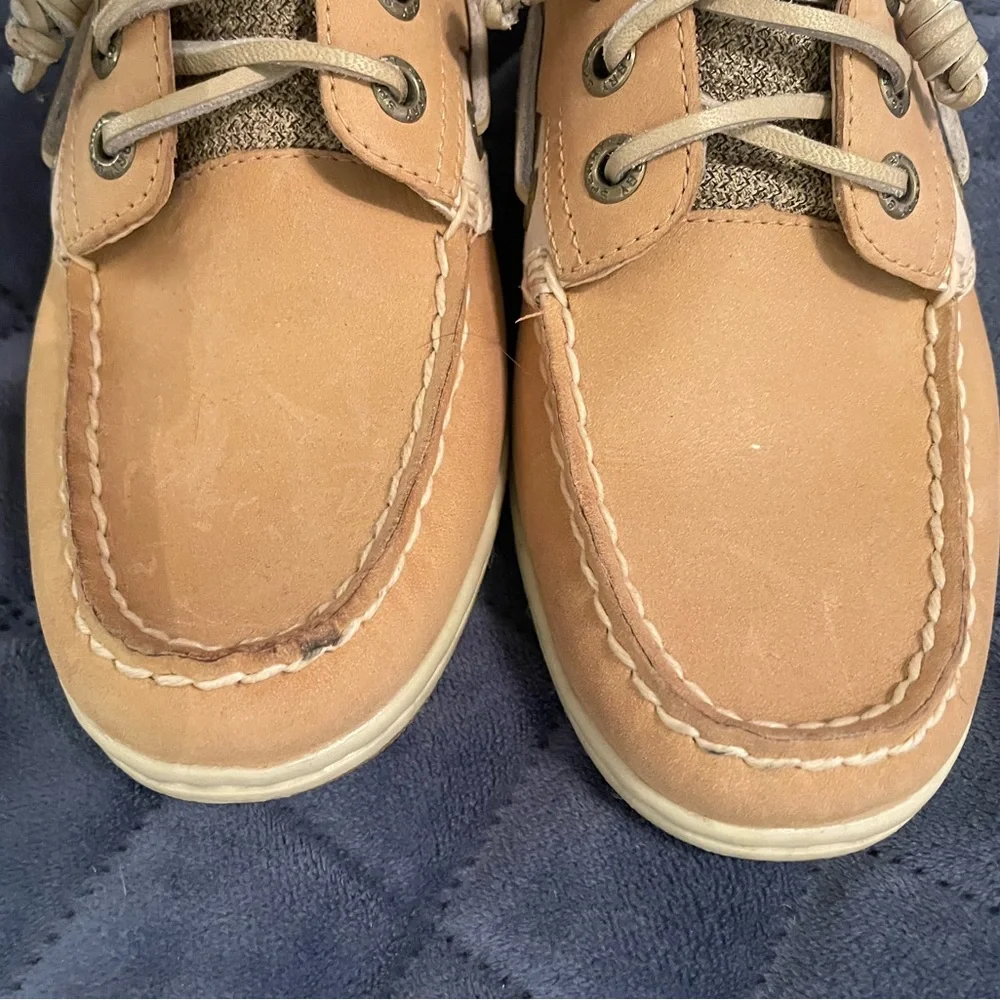 Sperry Men's Light Tan Leather Boat Shoes with Lace Detail